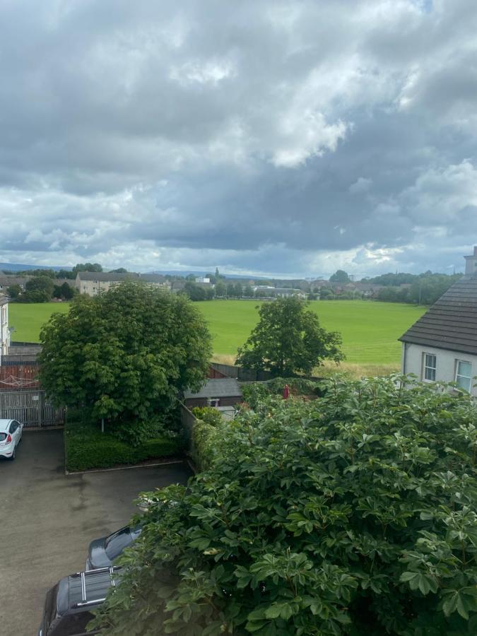 Renfrew Home From Home Buitenkant foto